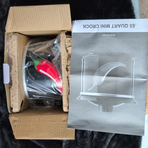 Kitchen Selectives .65 Quart Mini Crock. NIB. - Picture 4 of 4